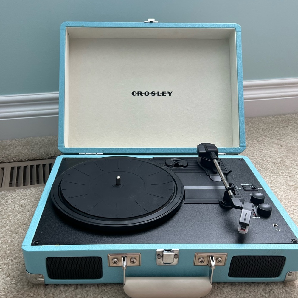 Crosley Teal Record Player